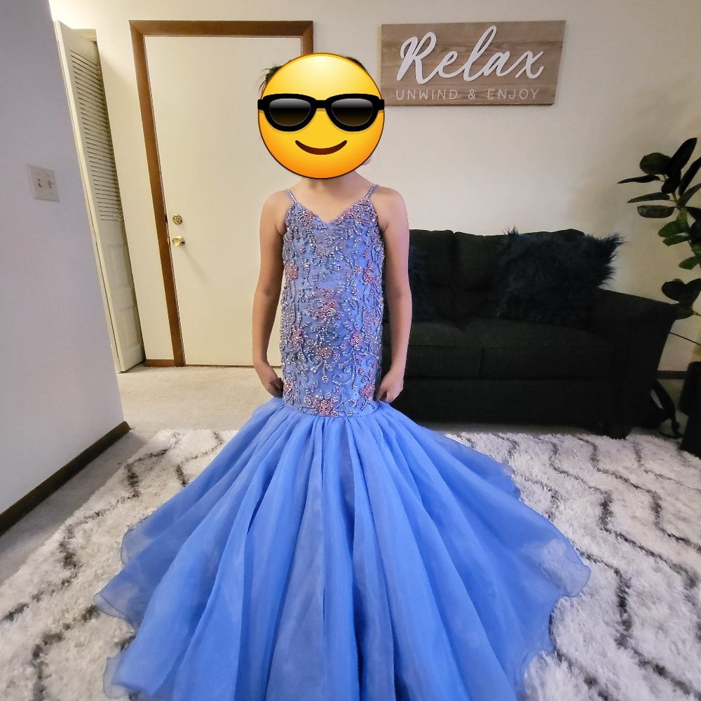 Sherri Hill Size 8 Girl